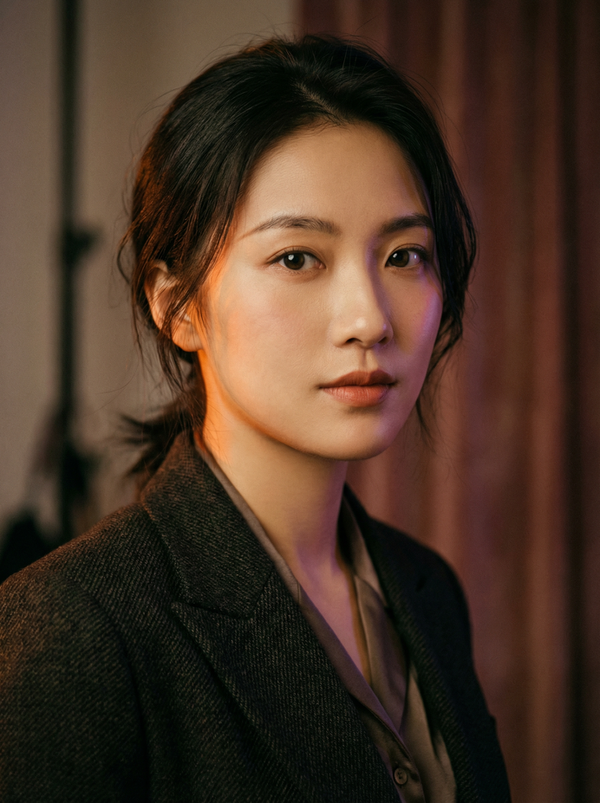 沙发激情影视演员写真